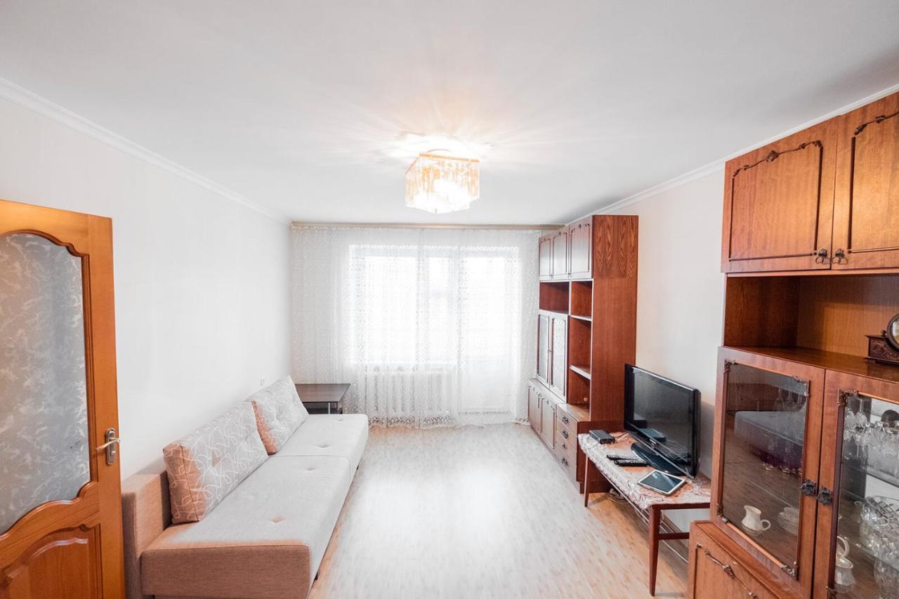 Apartment On Polevaya 44/12 Bohuslav Eksteriør billede