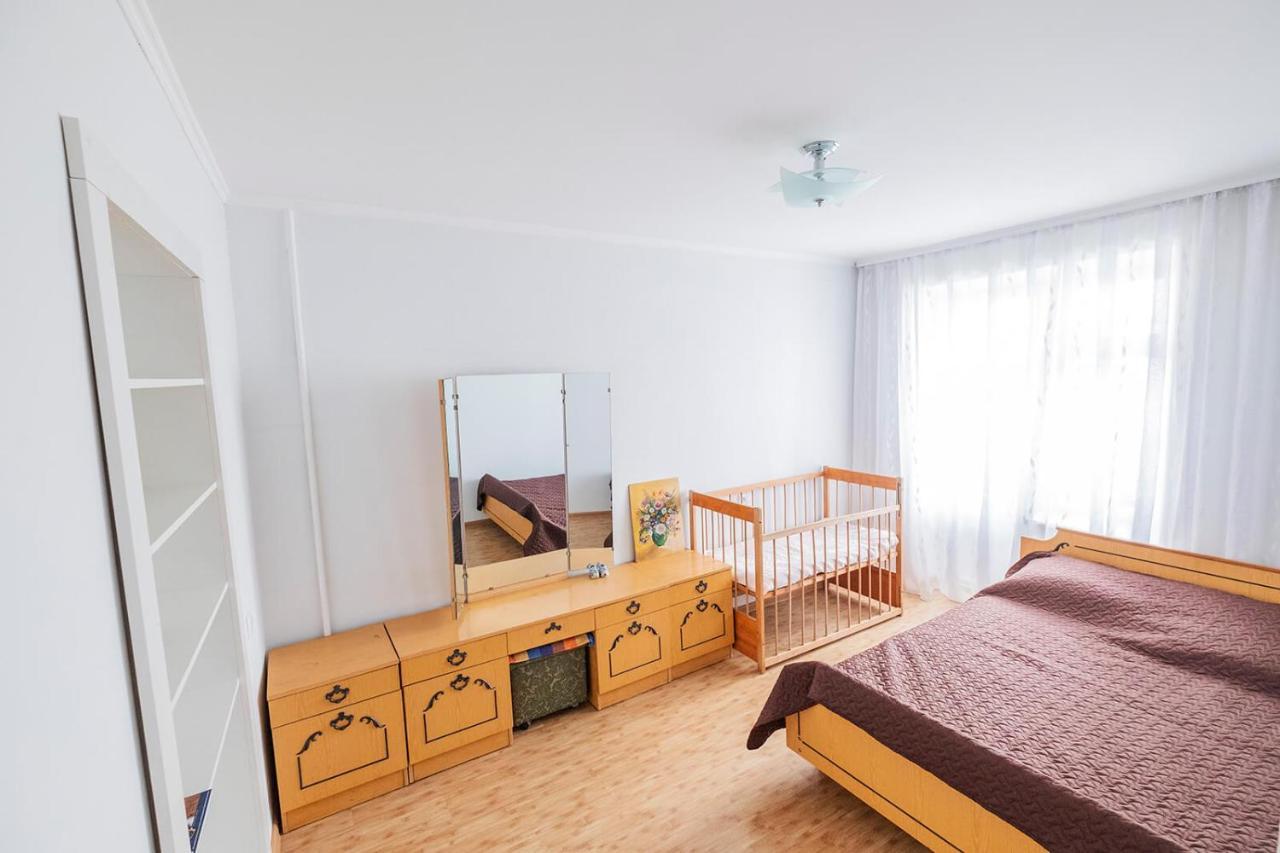 Apartment On Polevaya 44/12 Bohuslav Eksteriør billede