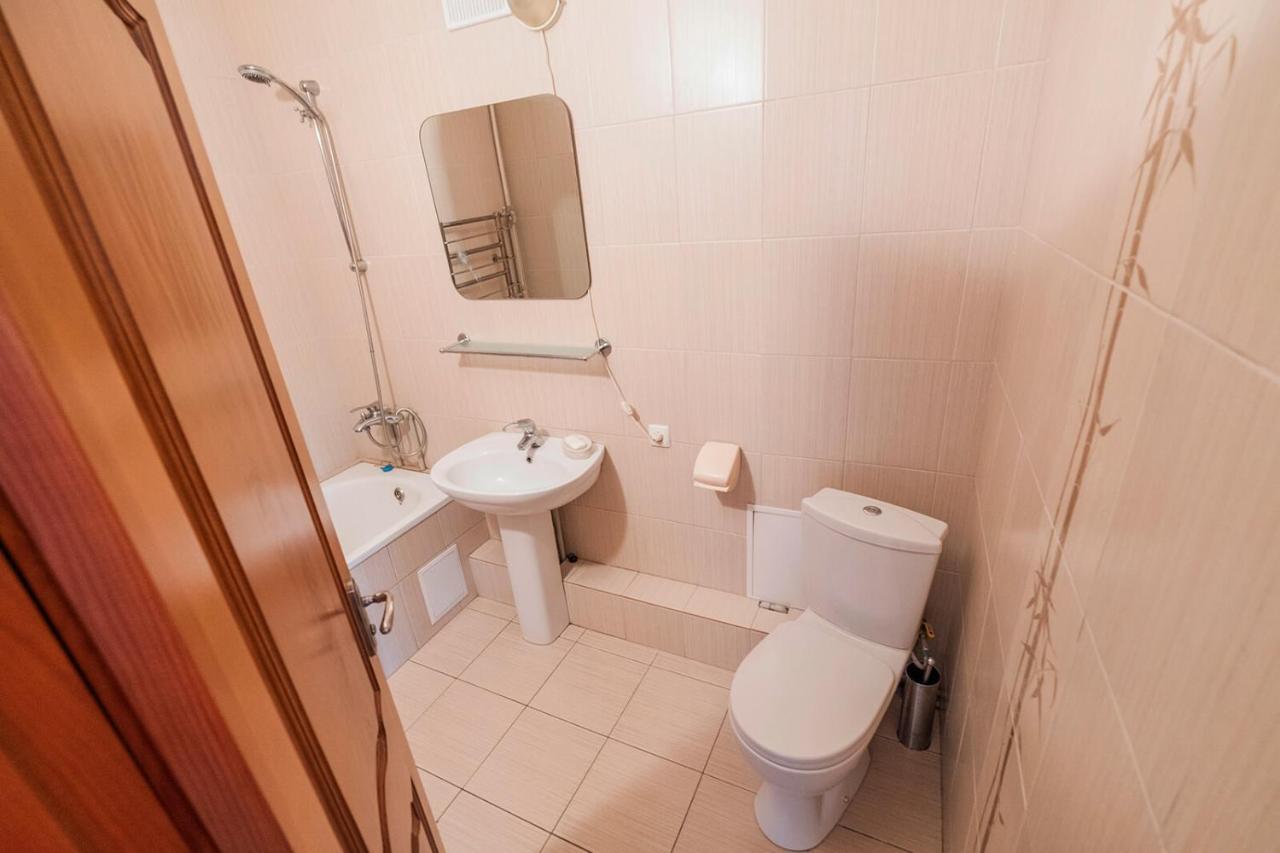 Apartment On Polevaya 44/12 Bohuslav Eksteriør billede