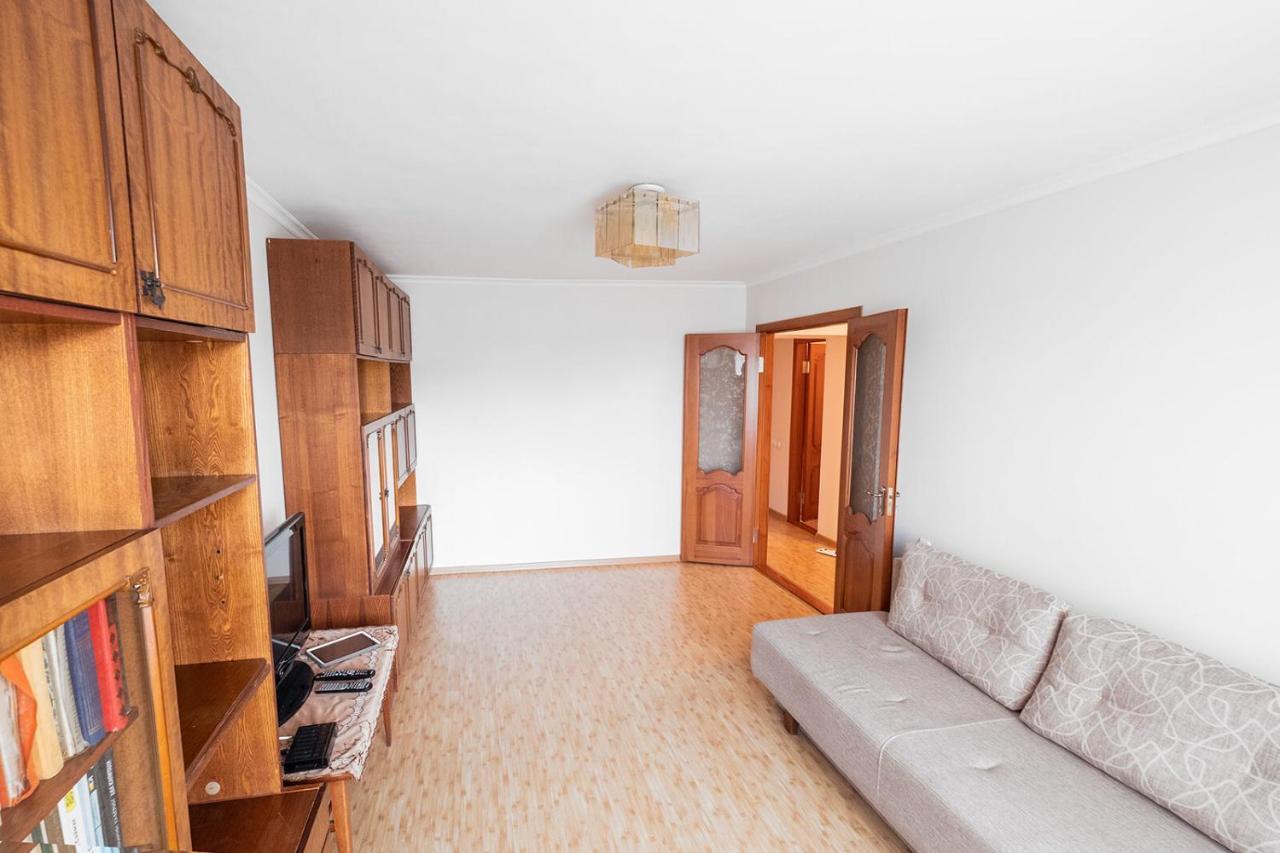 Apartment On Polevaya 44/12 Bohuslav Eksteriør billede